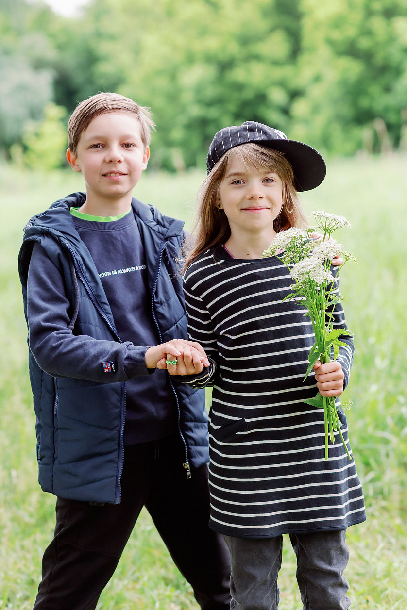 Весняна фотосесія для 4 класу зображення 3