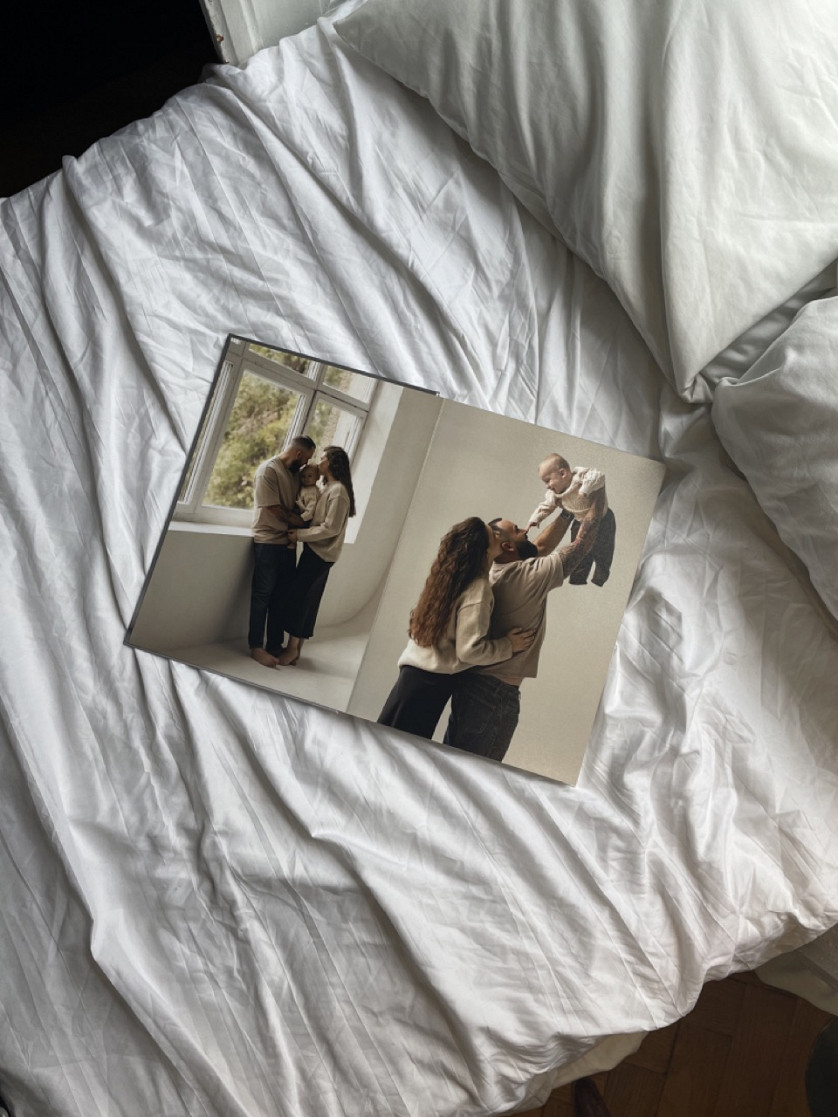 Сімейна фотокнига з щільними сторінками 20х30 зображення 1